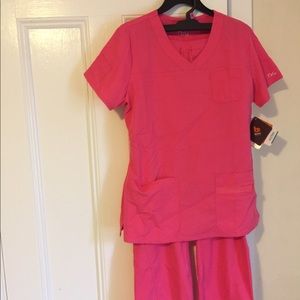 Nrg strawberry medium top and large petite bottom